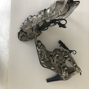 REDUCED- Tahari lizard wrap ankle tied heels